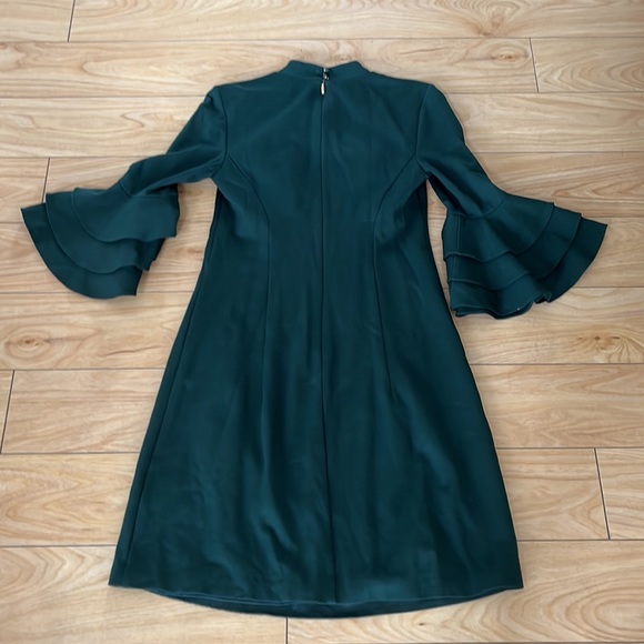 TRINA TURK! Gorgeous Emerald Green Dress! Size 0! - Picture 5 of 6
